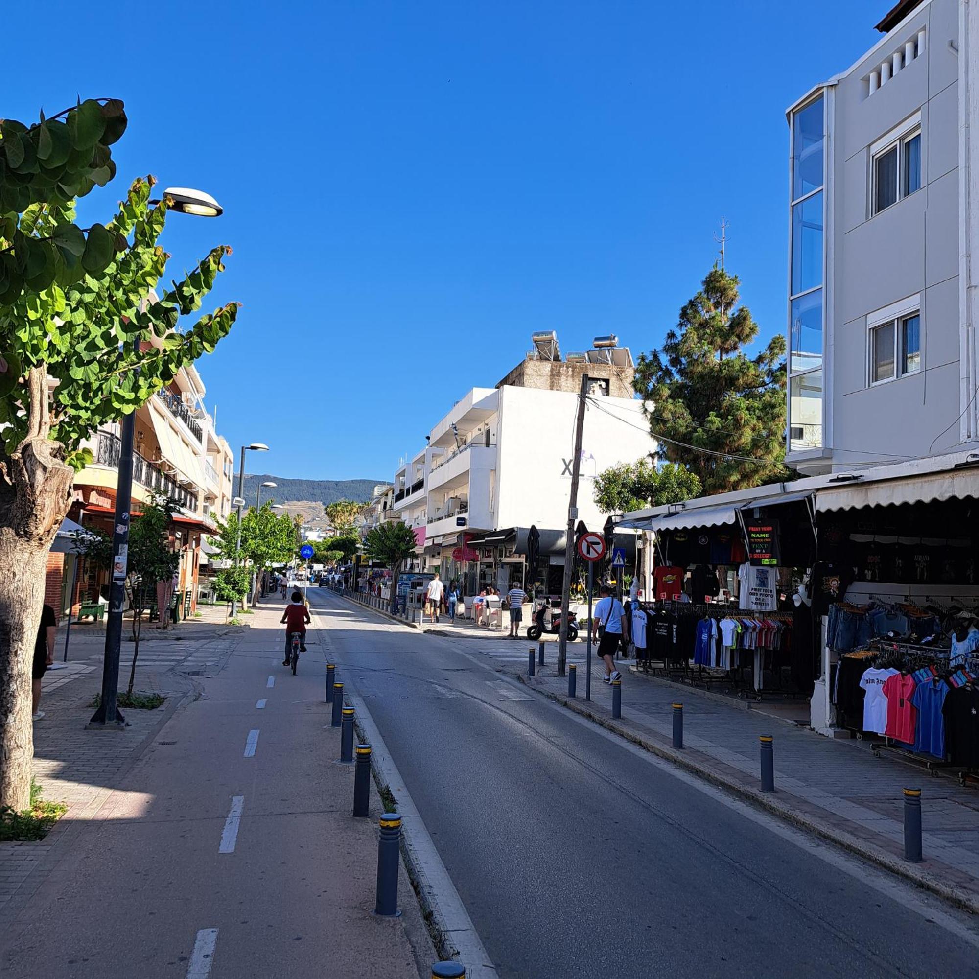 Mary'S Apartment Kos Town Luaran gambar